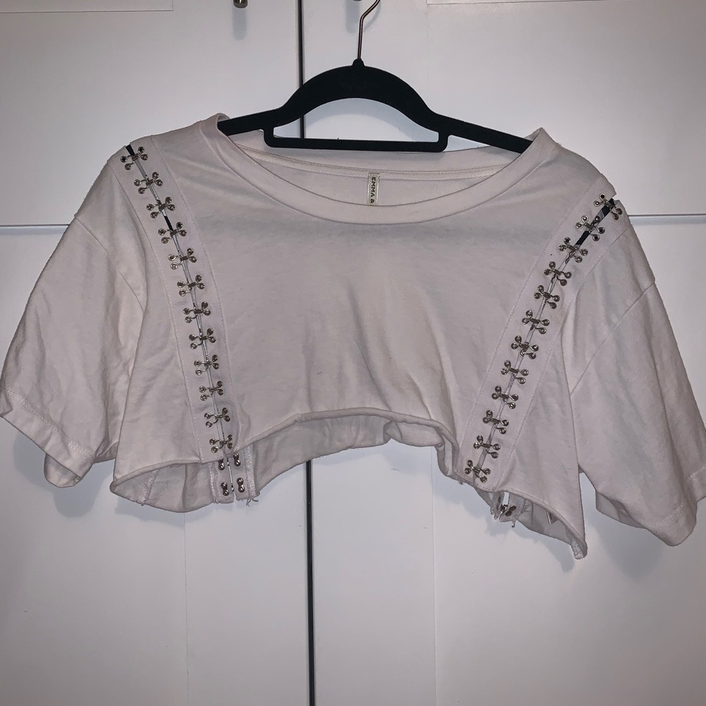 Emma and sam crop tee